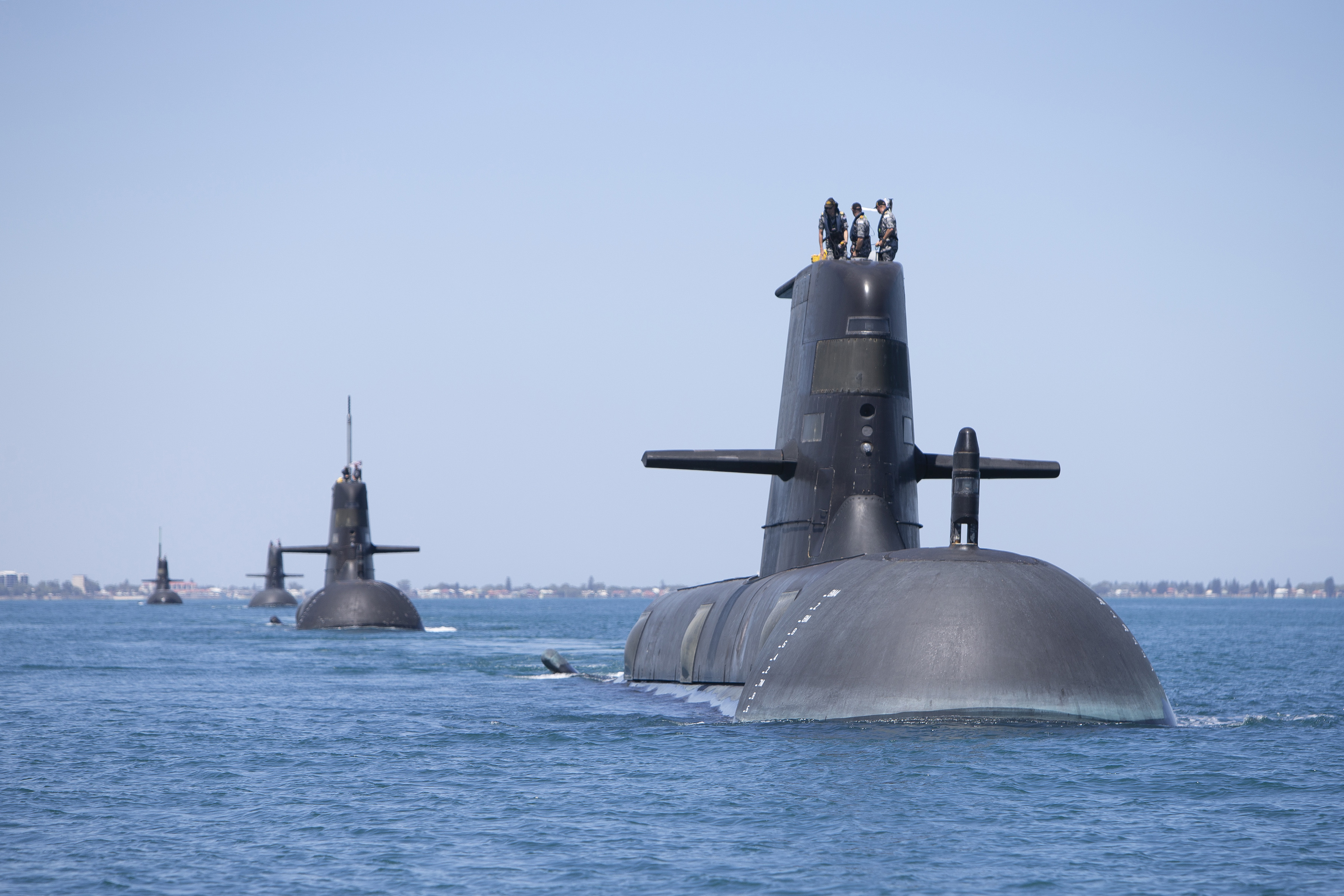 www.navaltoday.com
